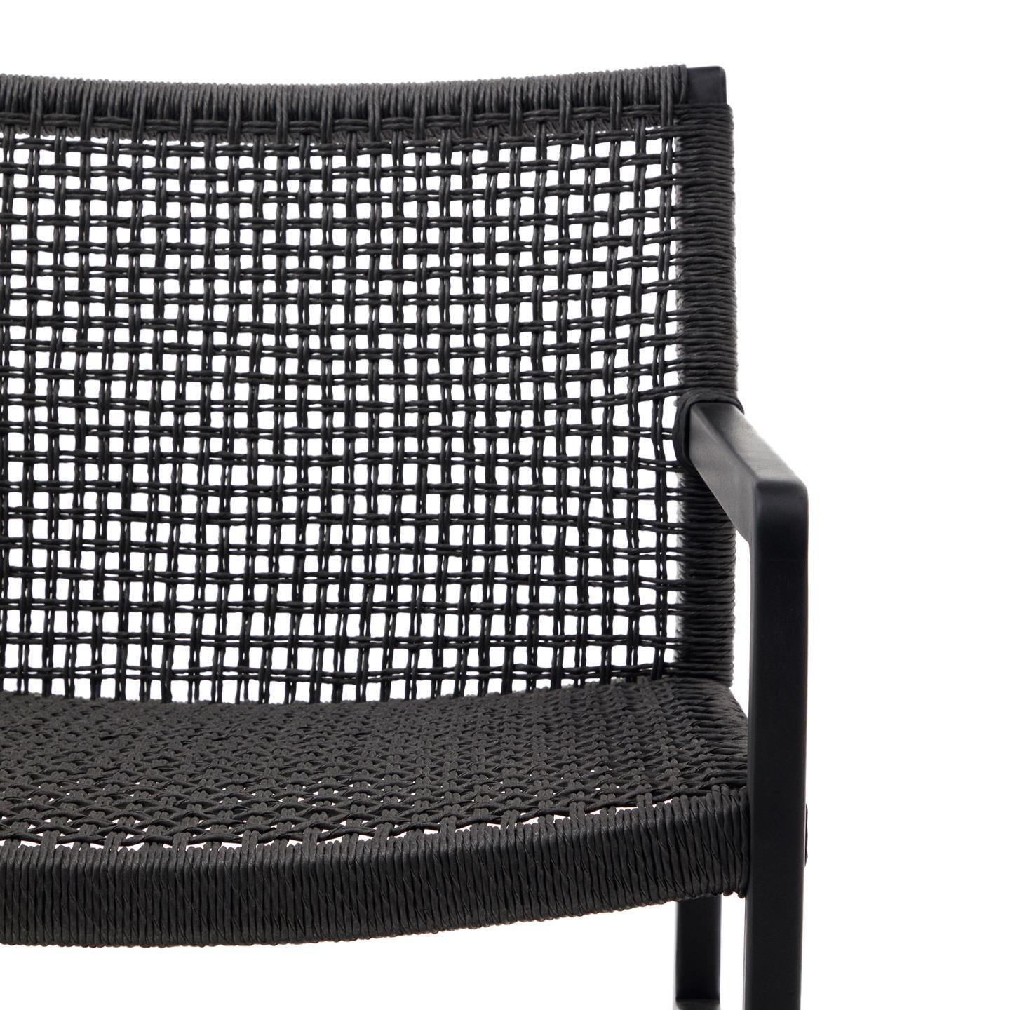 Fotel ogrodowy SABOLLA czarne drewno tekowe La Forma Eye on Design