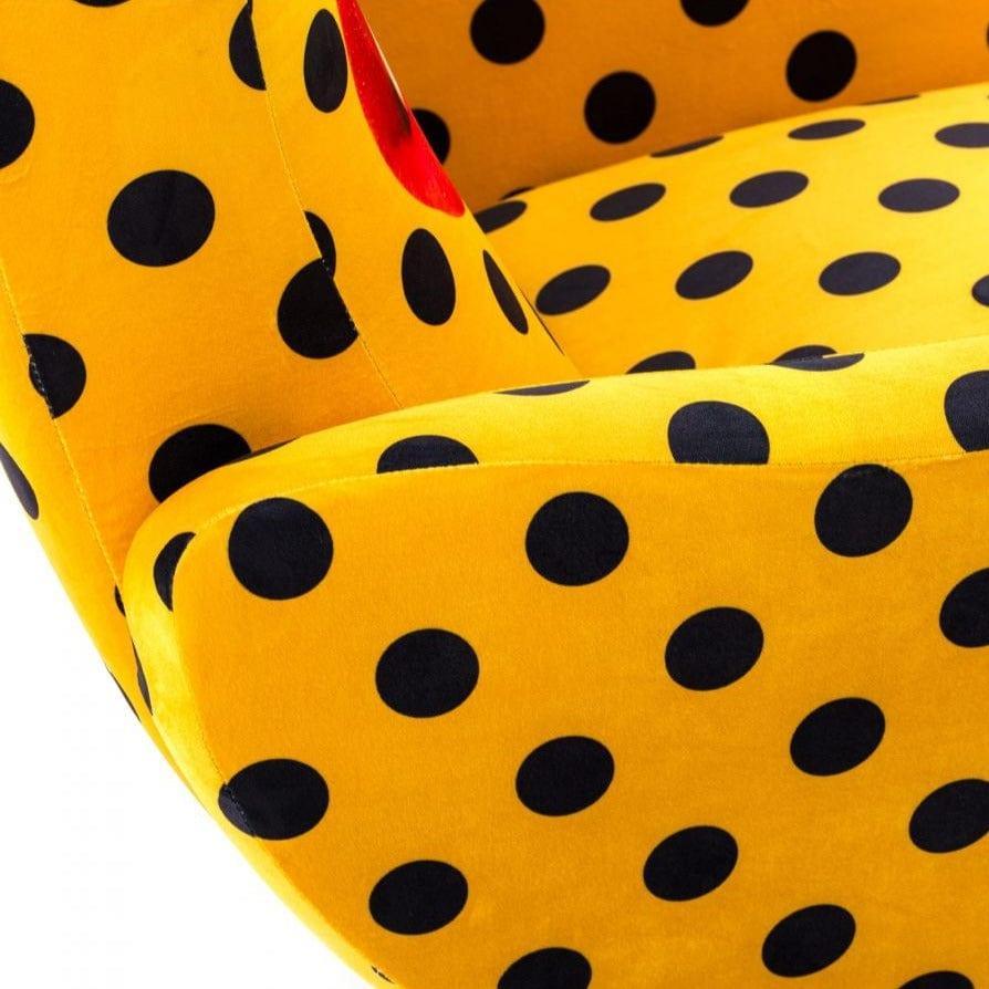 Fotel SHIT żółty Seletti Eye on Design