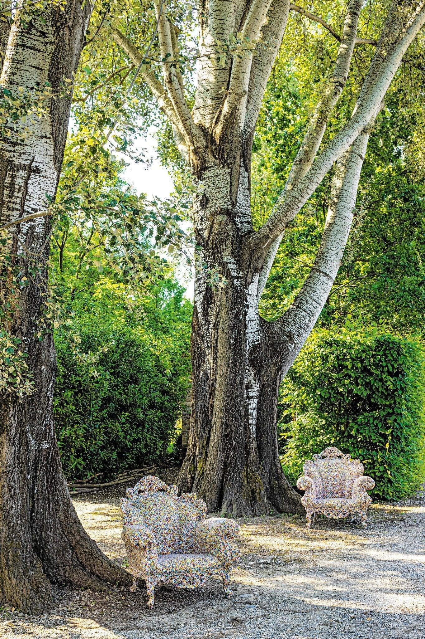 Fotel zewnętrzny PROUST wielokolorowy zielony Magis Eye on Design