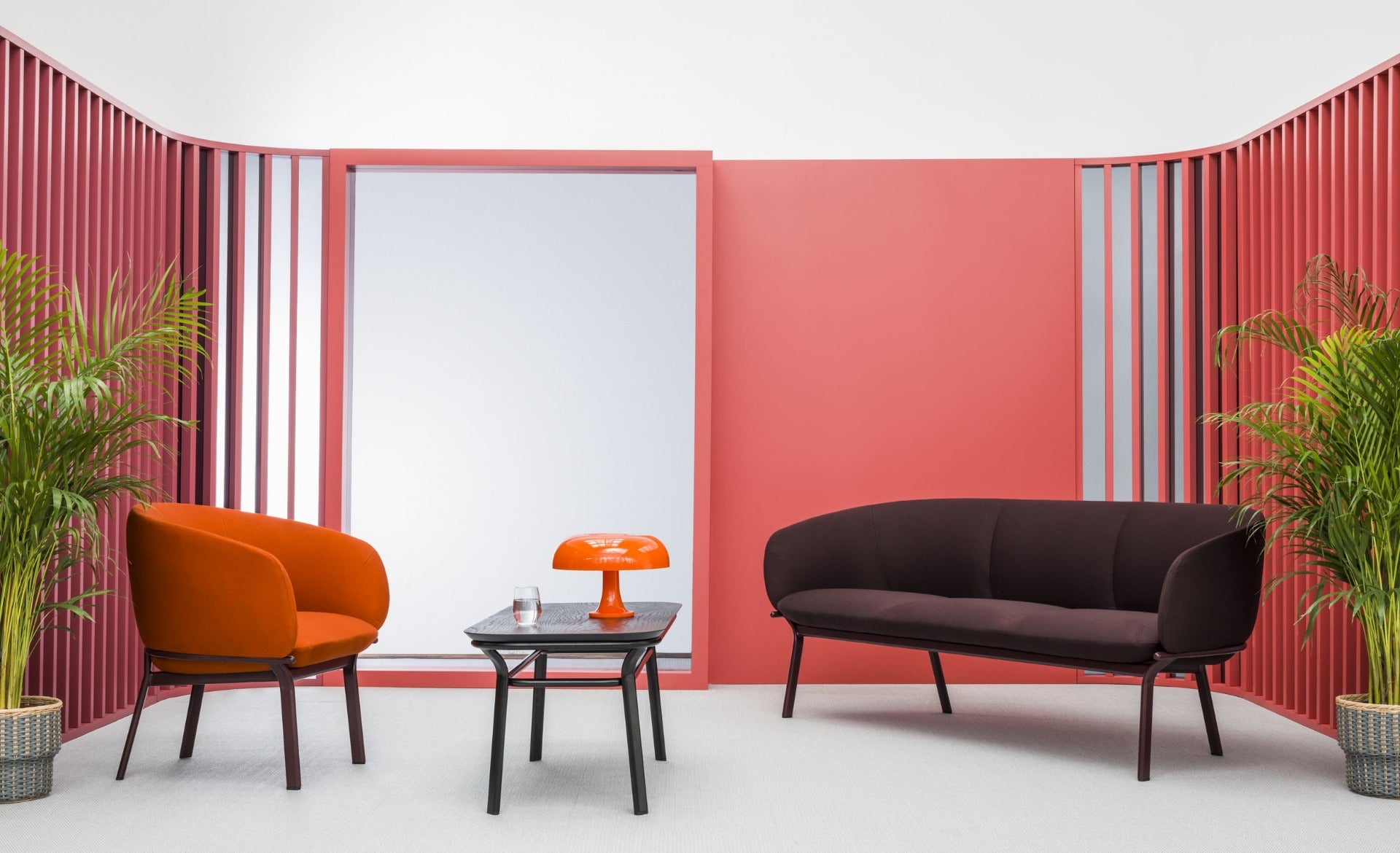 GRACE tafel met metalen basis