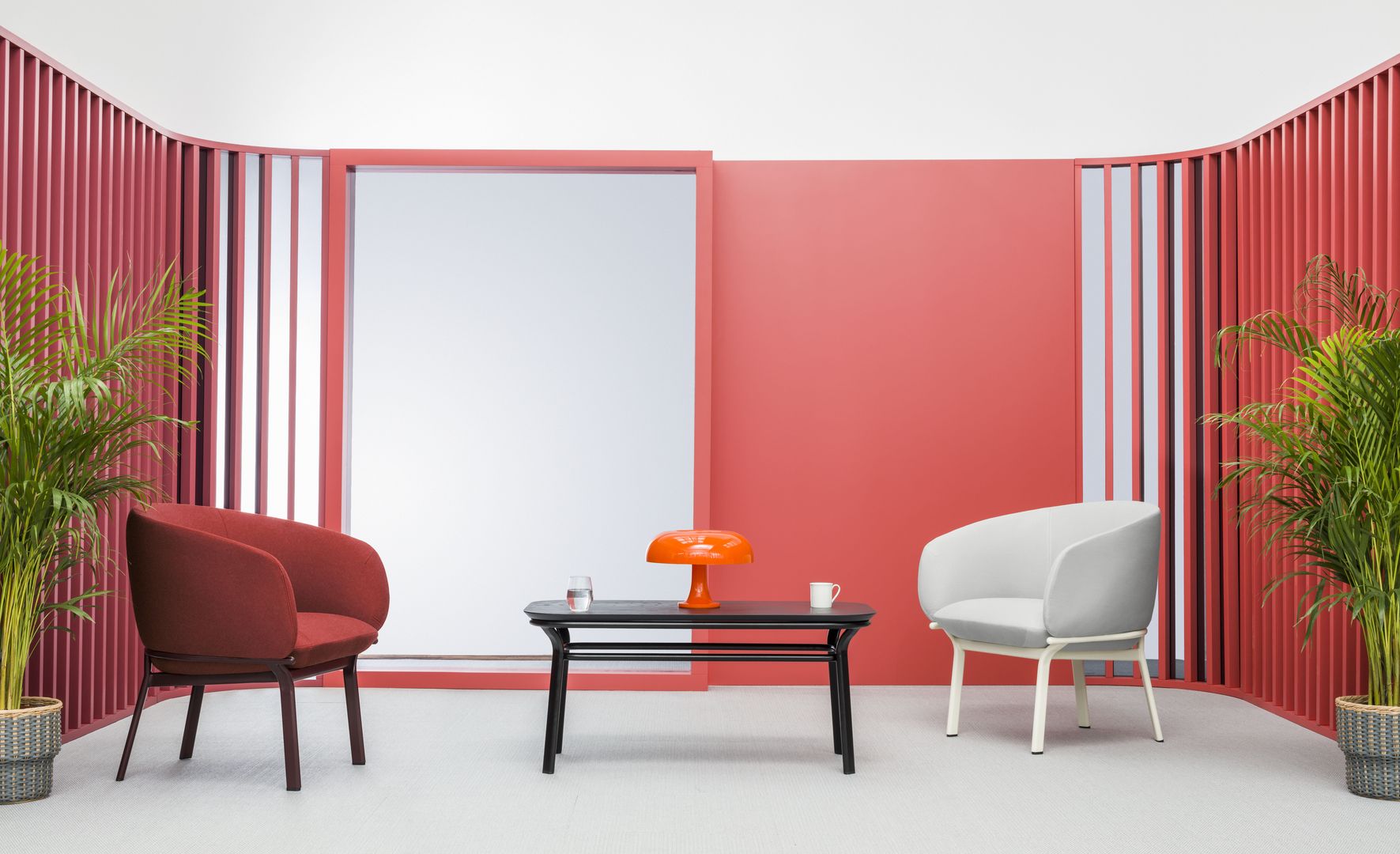 GRACE tafel met metalen basis