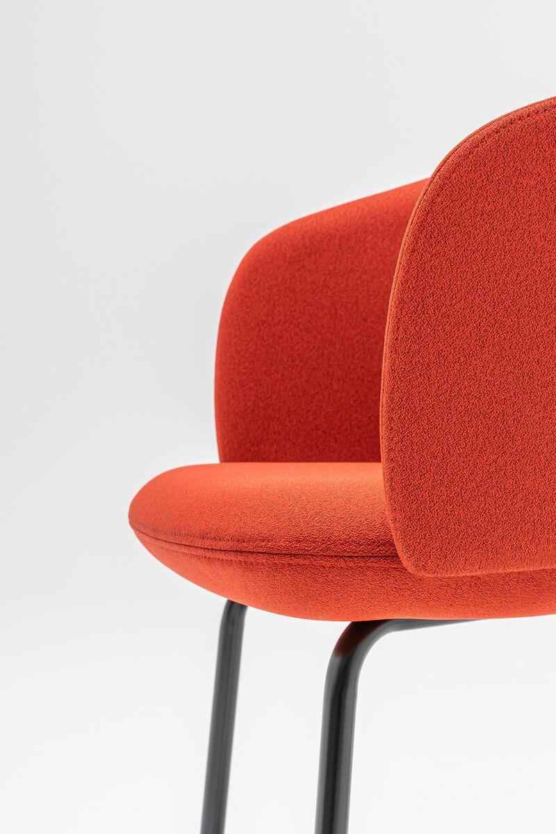 Hoker GRACE z metalową podstawą MDD Eye on Design