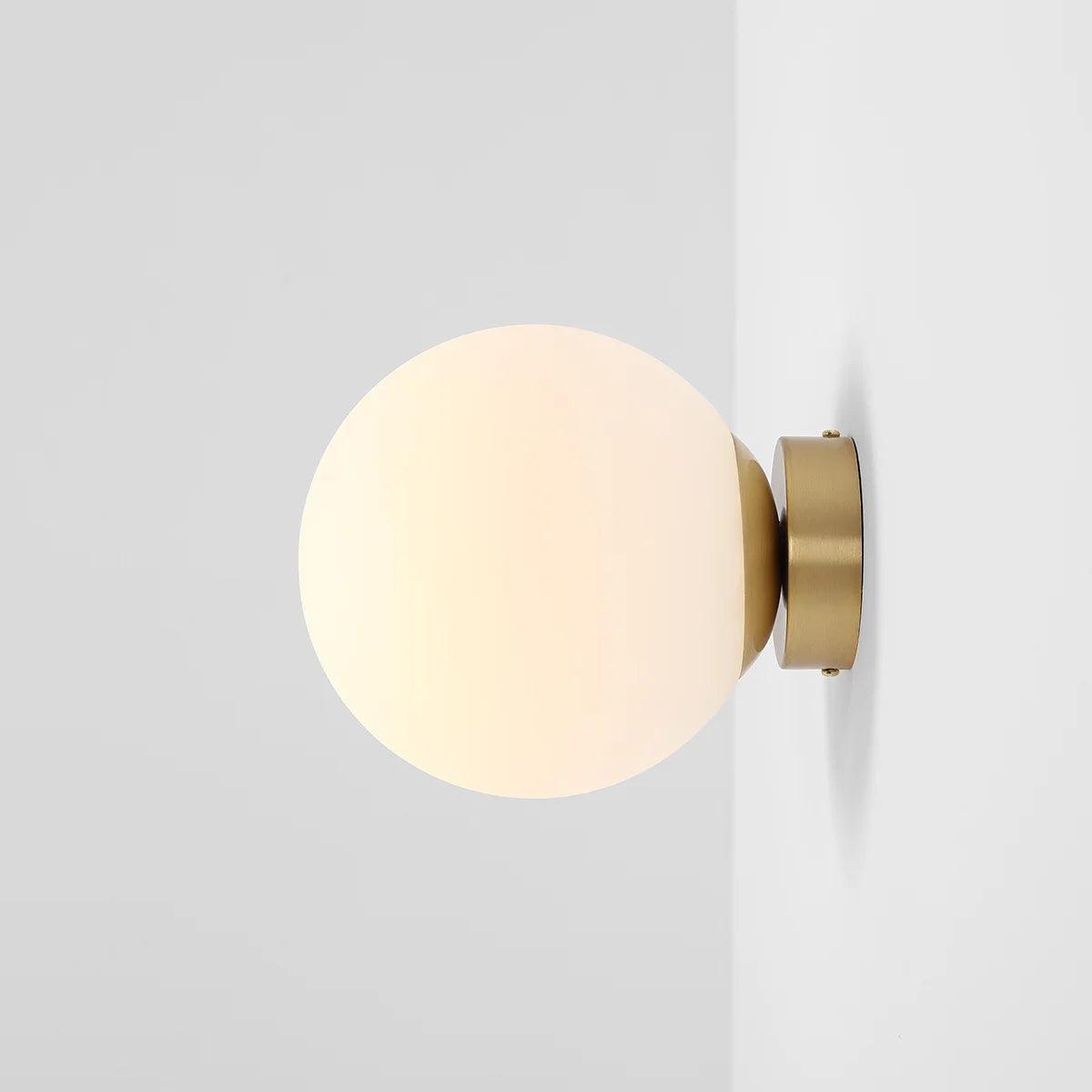 Kinkiet BALL mosiężny Artera M Eye on Design