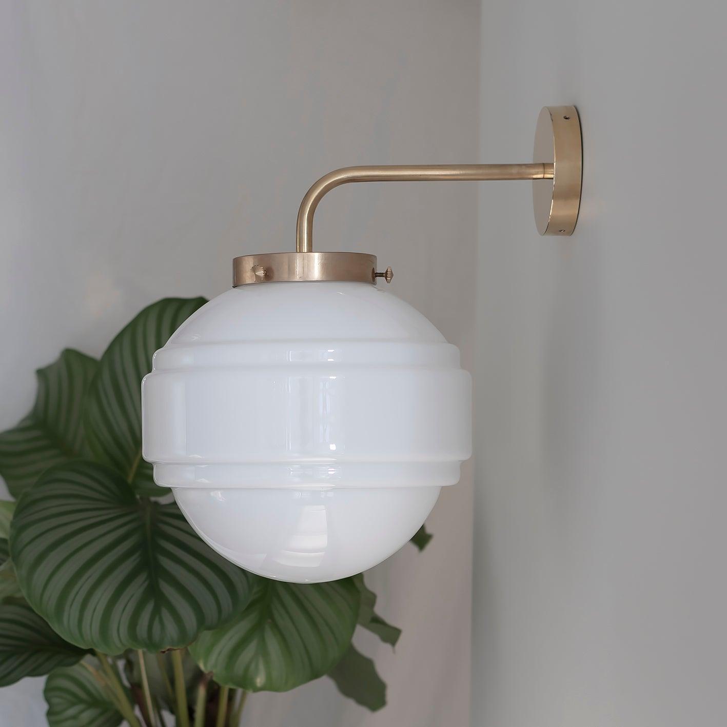 Kinkiet SATURN mosiężny na ścianę – Embassy Interiors