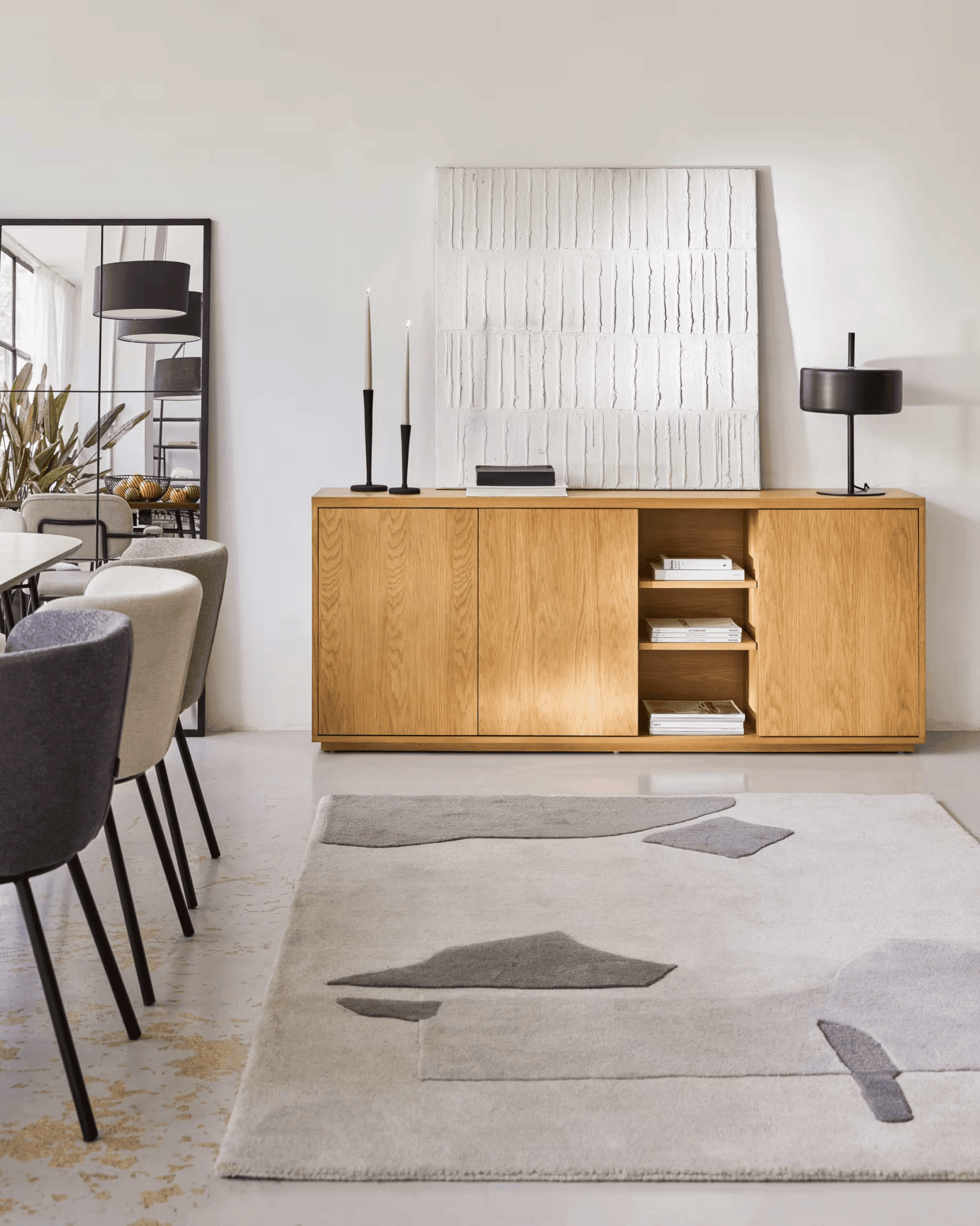 Komoda 3-drzwiowa ABILEN fornir dębowy La Forma Eye on Design