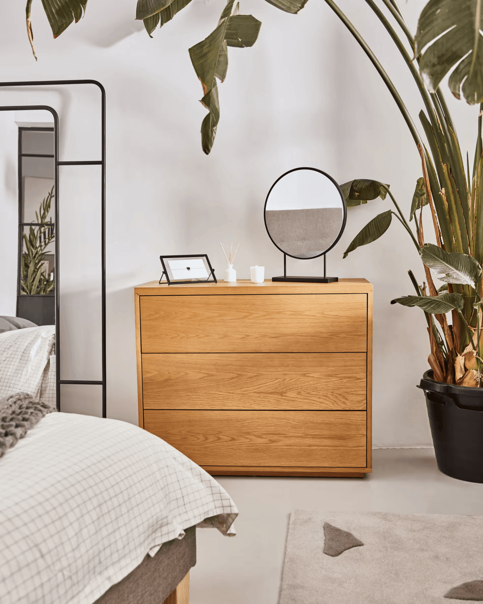 Komoda ABILEN fornir dębowy La Forma Eye on Design