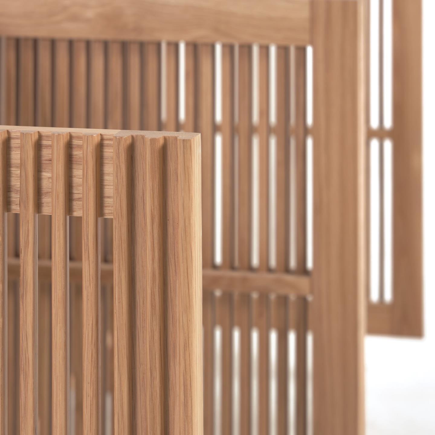 Komoda BEYLA lite drewno dębowe La Forma Eye on Design