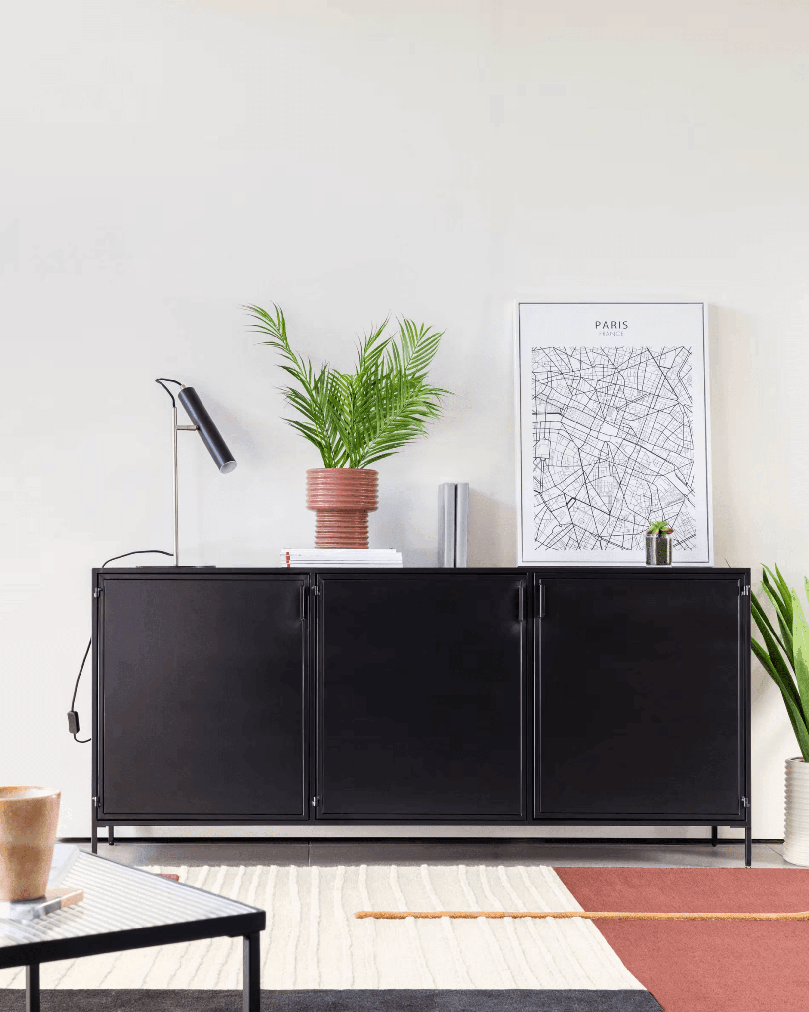 Komoda SHANTAY czarny La Forma Eye on Design