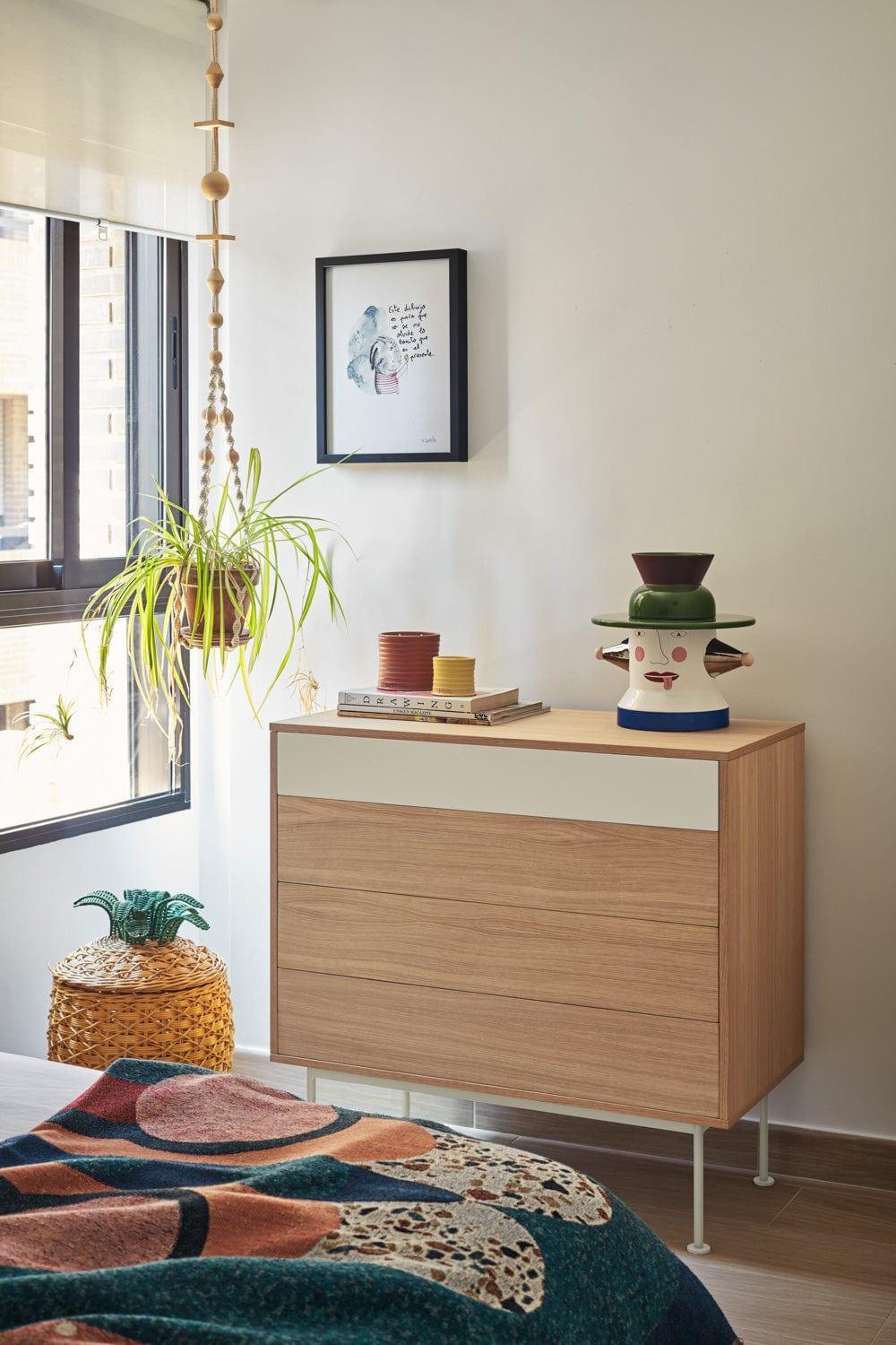 Komoda wysoka YOKO kremowy Teulat Eye on Design