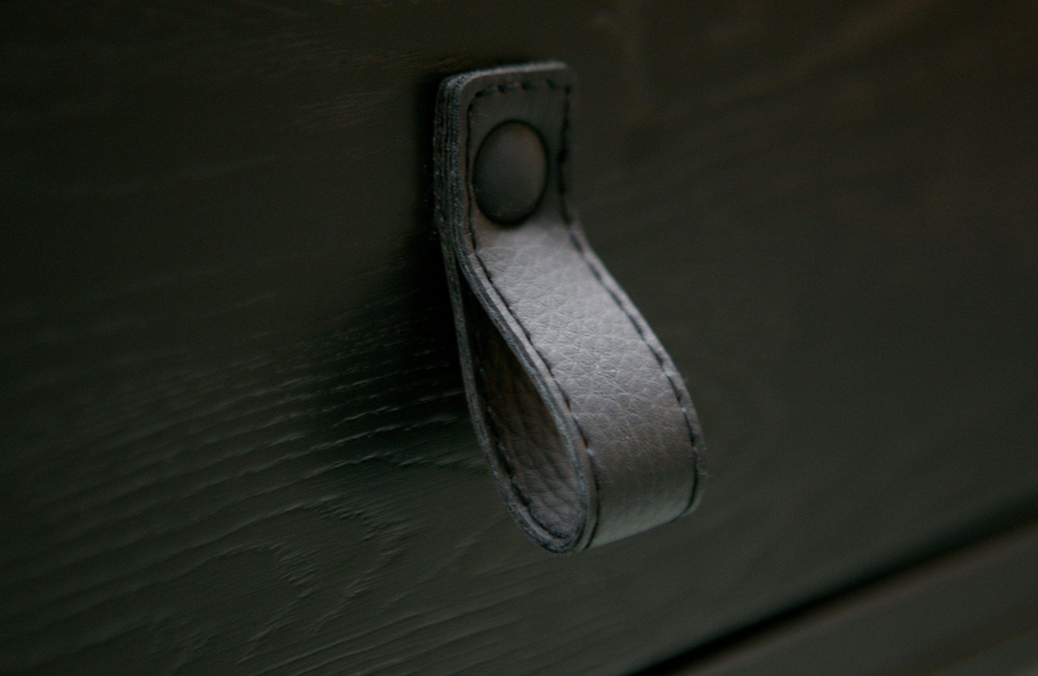 Konsola SILAS czarny Woood Exclusive Eye on Design