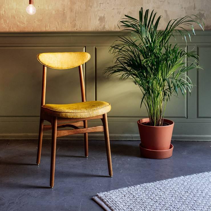 Krzesło 200-190 czerwony w tkaninie Boucle Sierra 366 concept Eye on Design