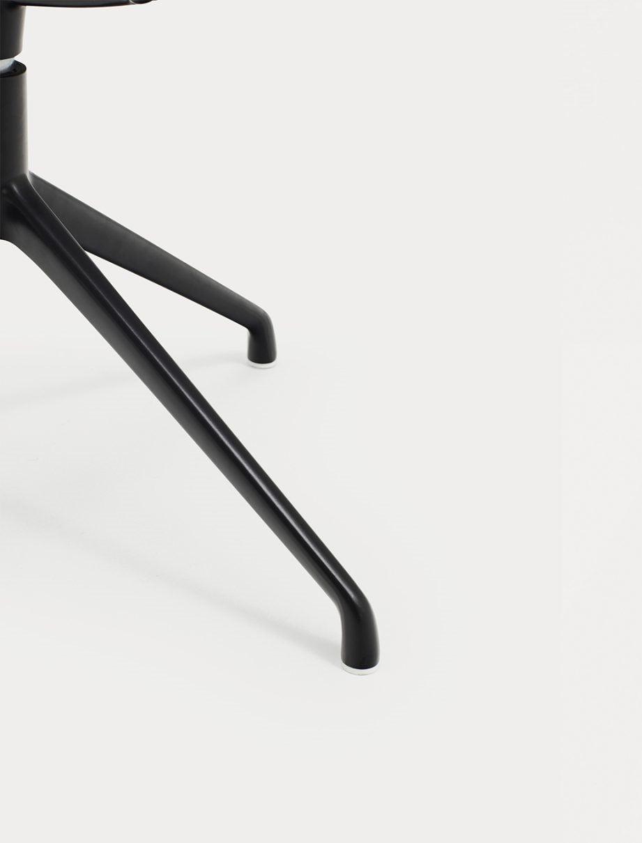 Krzesło ADD ekoskóra terracotta z czarną podstawą Teulat Eye on Design