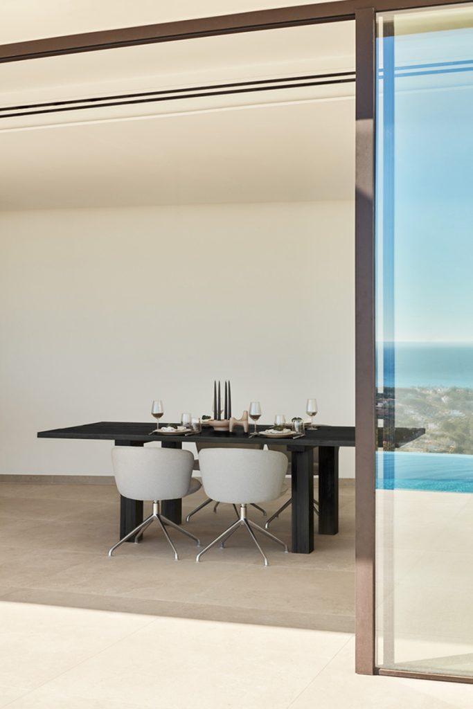 Krzesło ADD musztardowy z chromowaną podstawą Teulat Eye on Design