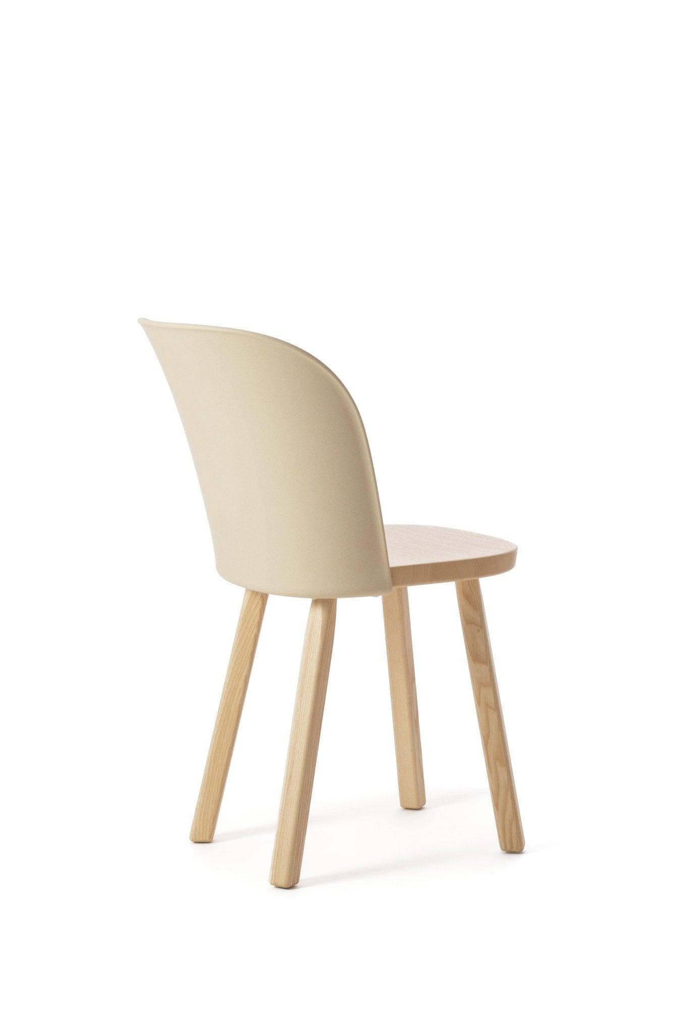 Krzesło ALPINA taupe Magis Eye on Design