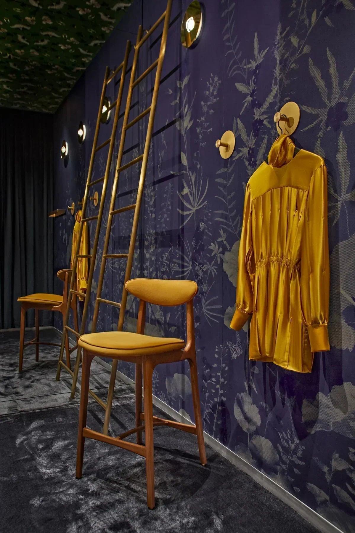 Krzesło barowe 200-190 zielony w tkaninie Velvet Bottle Green do jadalni – styl art déco