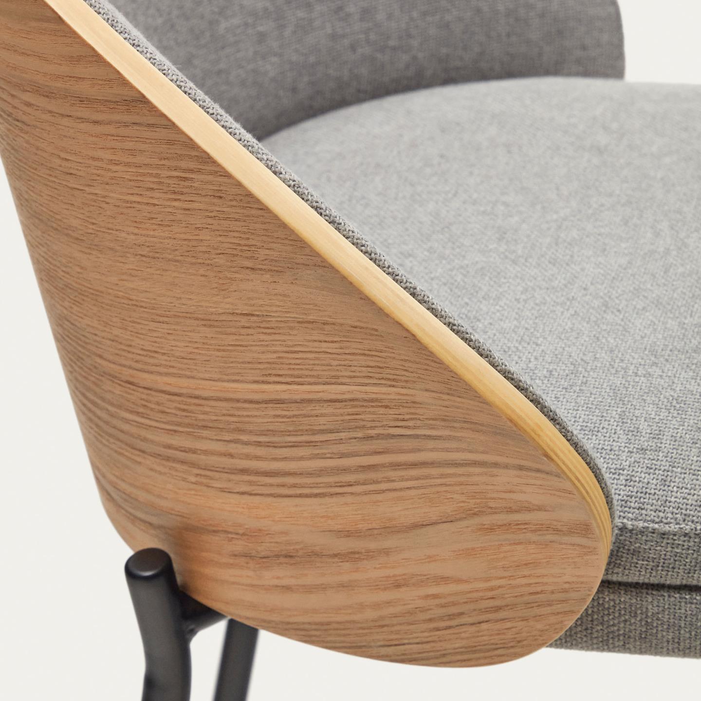 Krzesło barowe EAMY jasnoszary z jesionowym wykończeniem La Forma Eye on Design