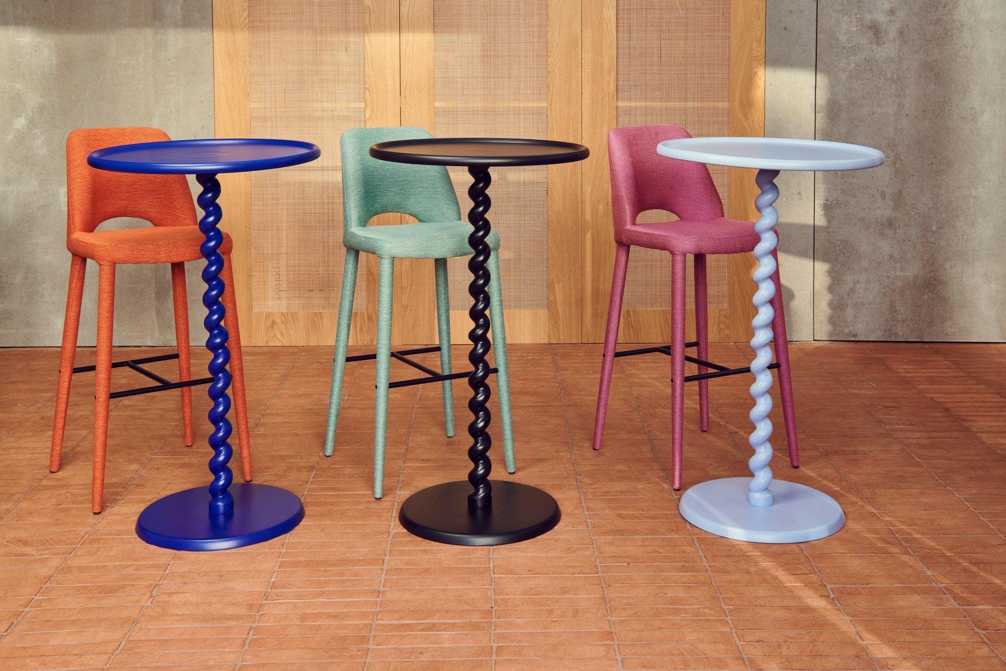 Krzesło barowe HOLY różowy Pols Potten Eye on Design