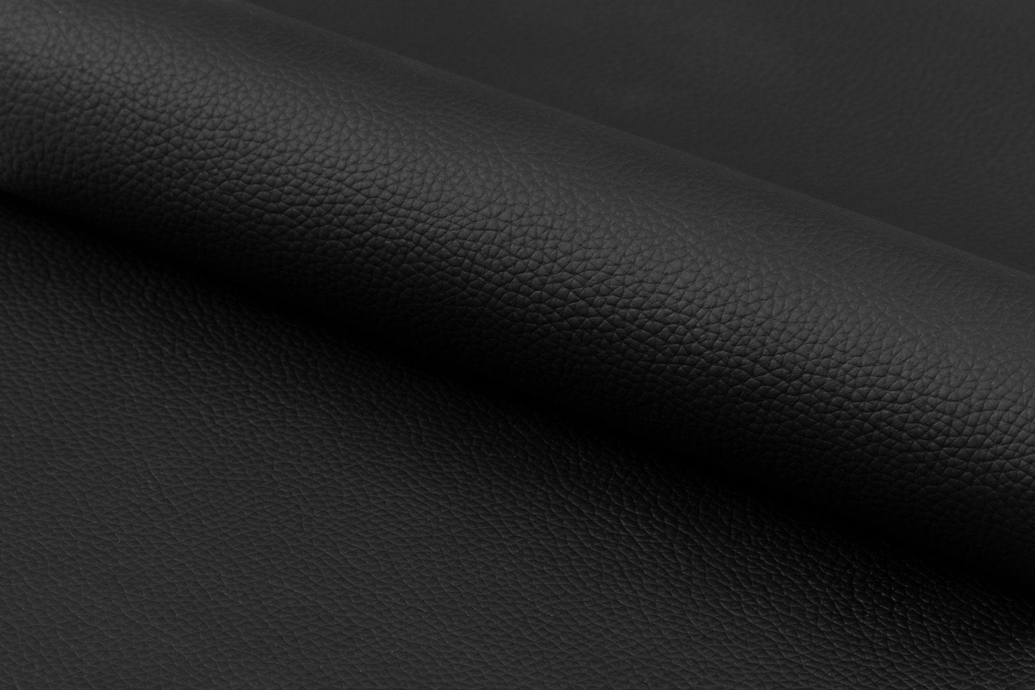 Krzesło biurowe NIKLAS czarny ekoskóra z chromowaną podstawą Actona Eye on Design