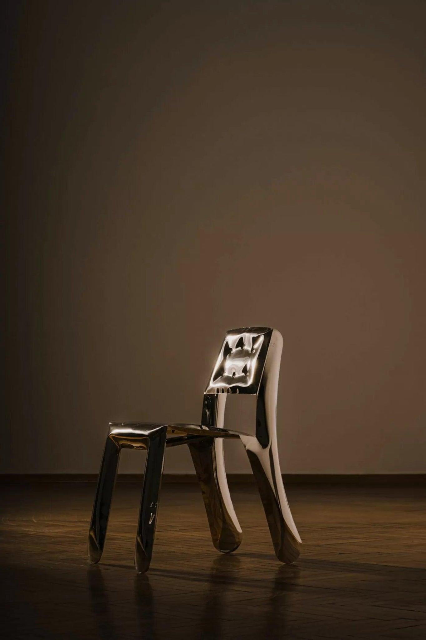 Krzesło CHIPPENSTEEL 0.5 niebieski szary mat Zieta Studio Eye on Design