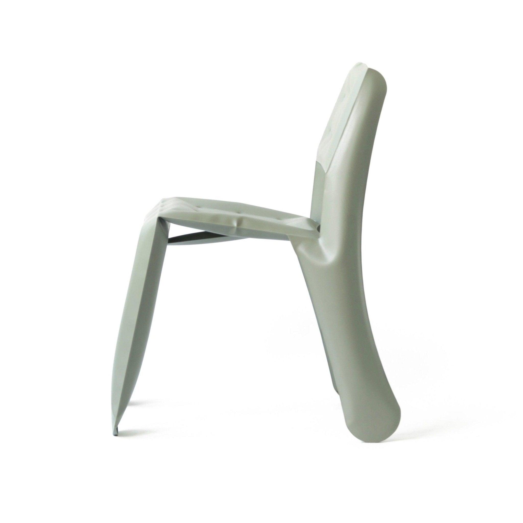 Krzesło CHIPPENSTEEL 0.5 szary mech mat Zieta Studio Eye on Design