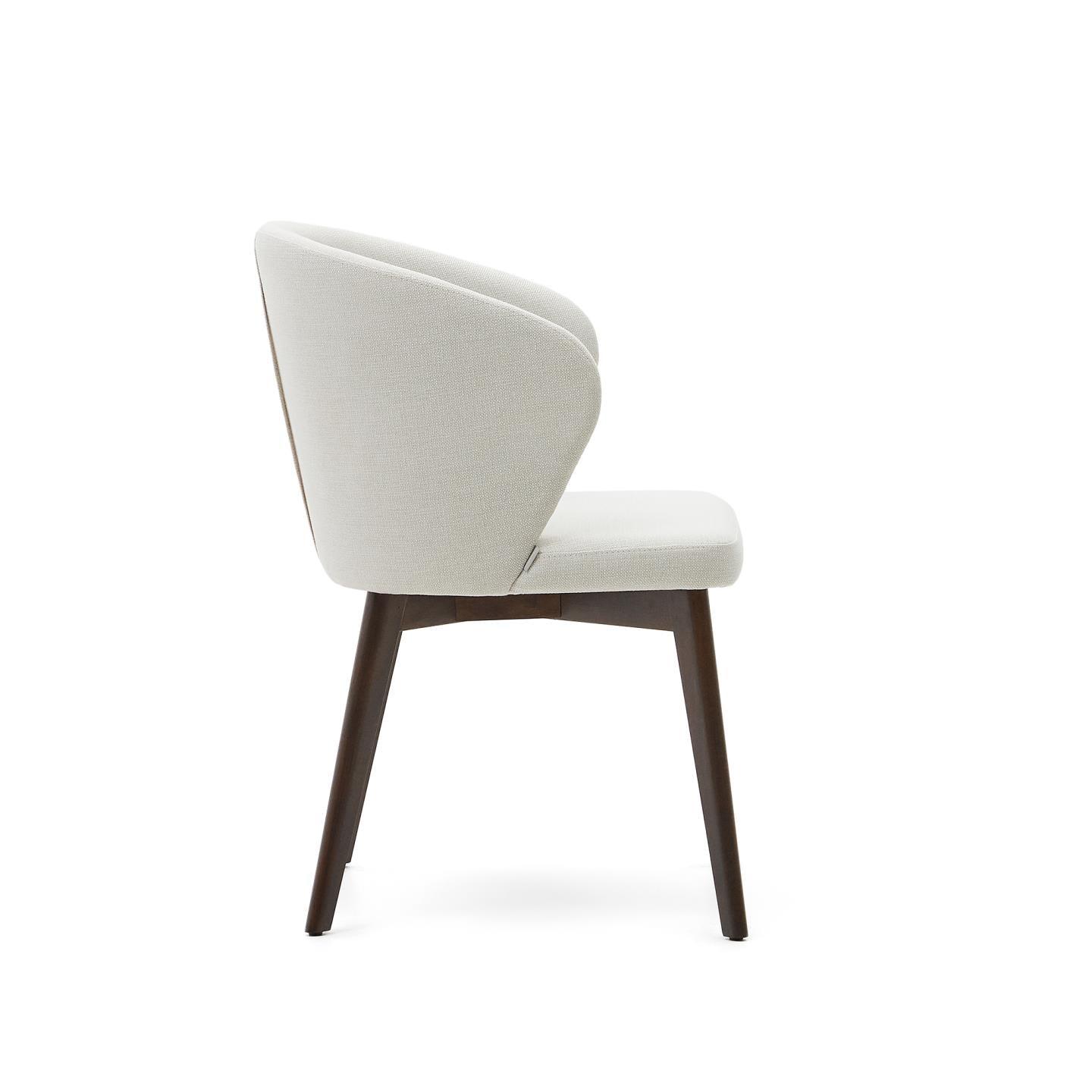 Krzesło DARICE jasnobeżowy szenil z ciemną podstawą La Forma Eye on Design