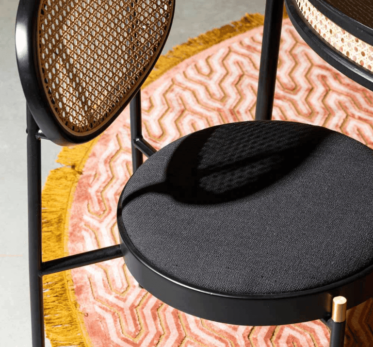 Krzesło DON'T STOP THE WEBBING czarny Bold Monkey Eye on Design