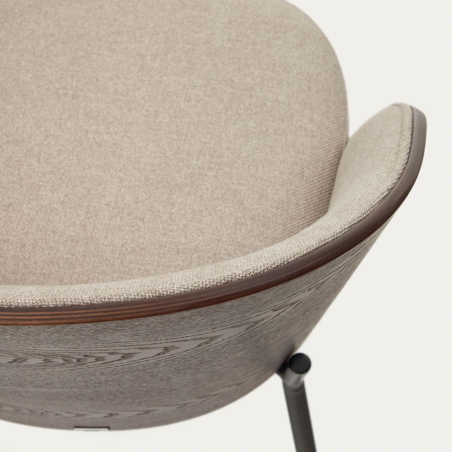 Krzesło EAMY jasnobrązowy z wykończeniem wenge La Forma Eye on Design