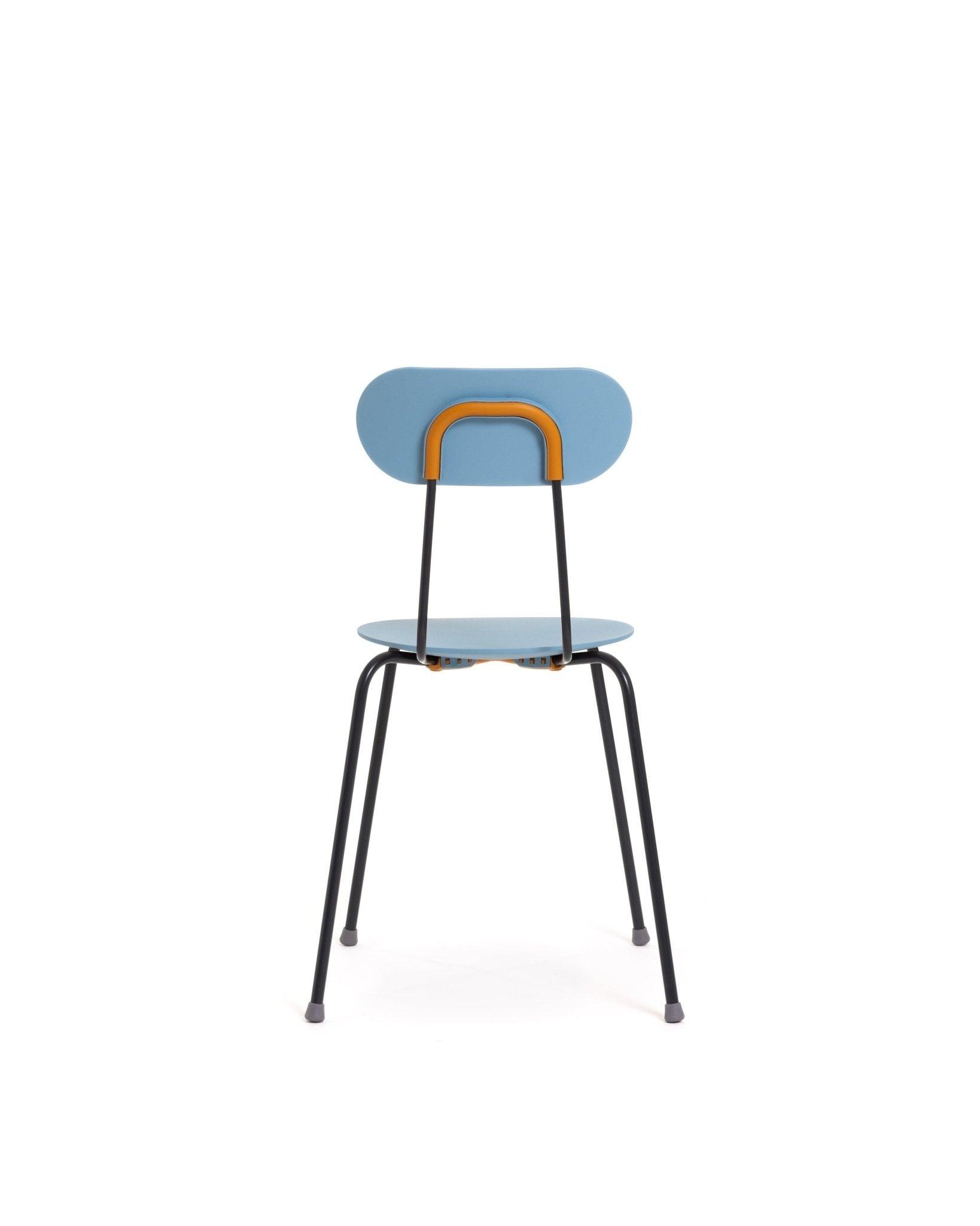 Krzesło MARIOLINA niebieski z czarną podstawą Magis Eye on Design
