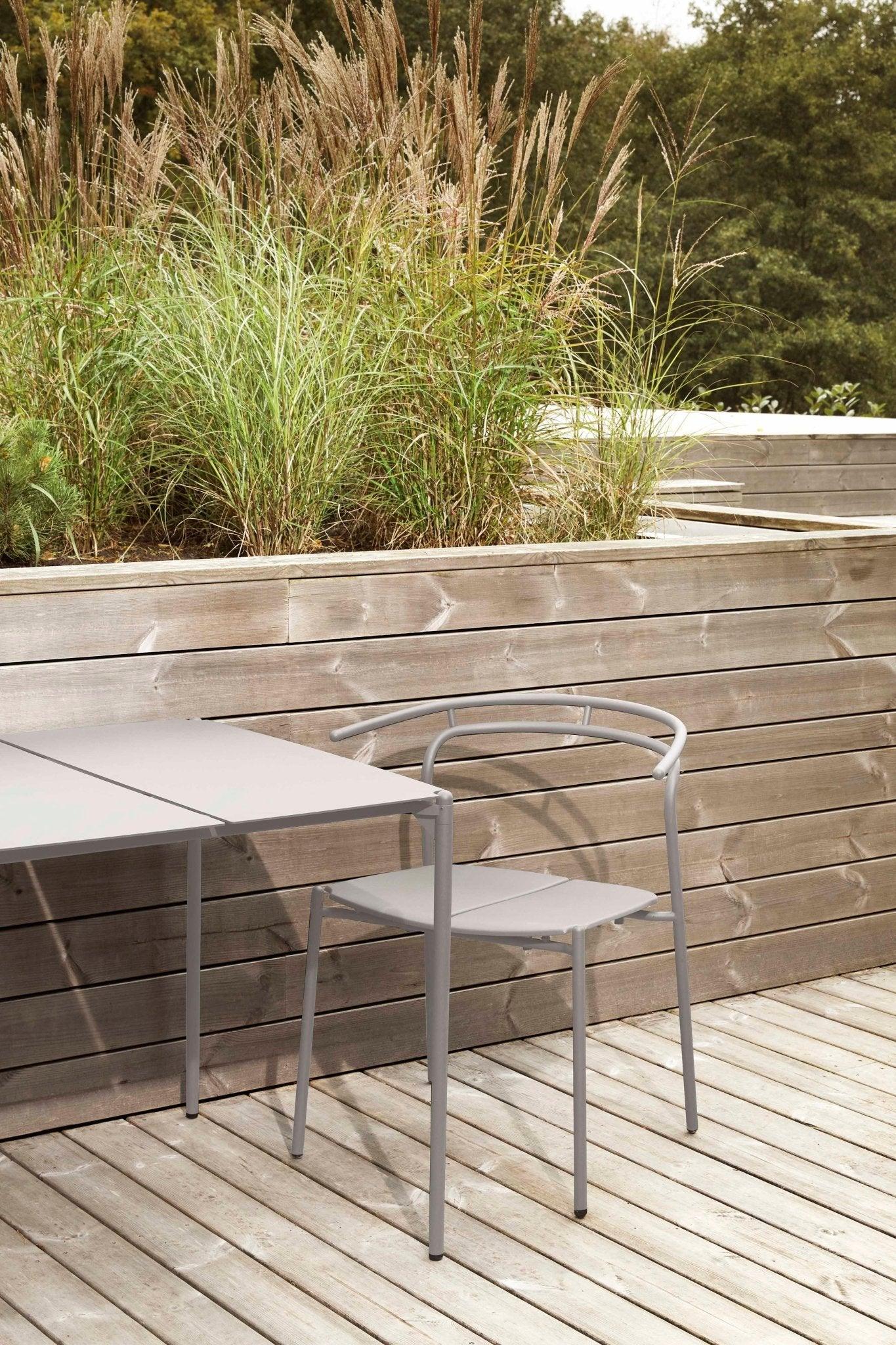 Krzesło NOVO beżowy AYTM Eye on Design