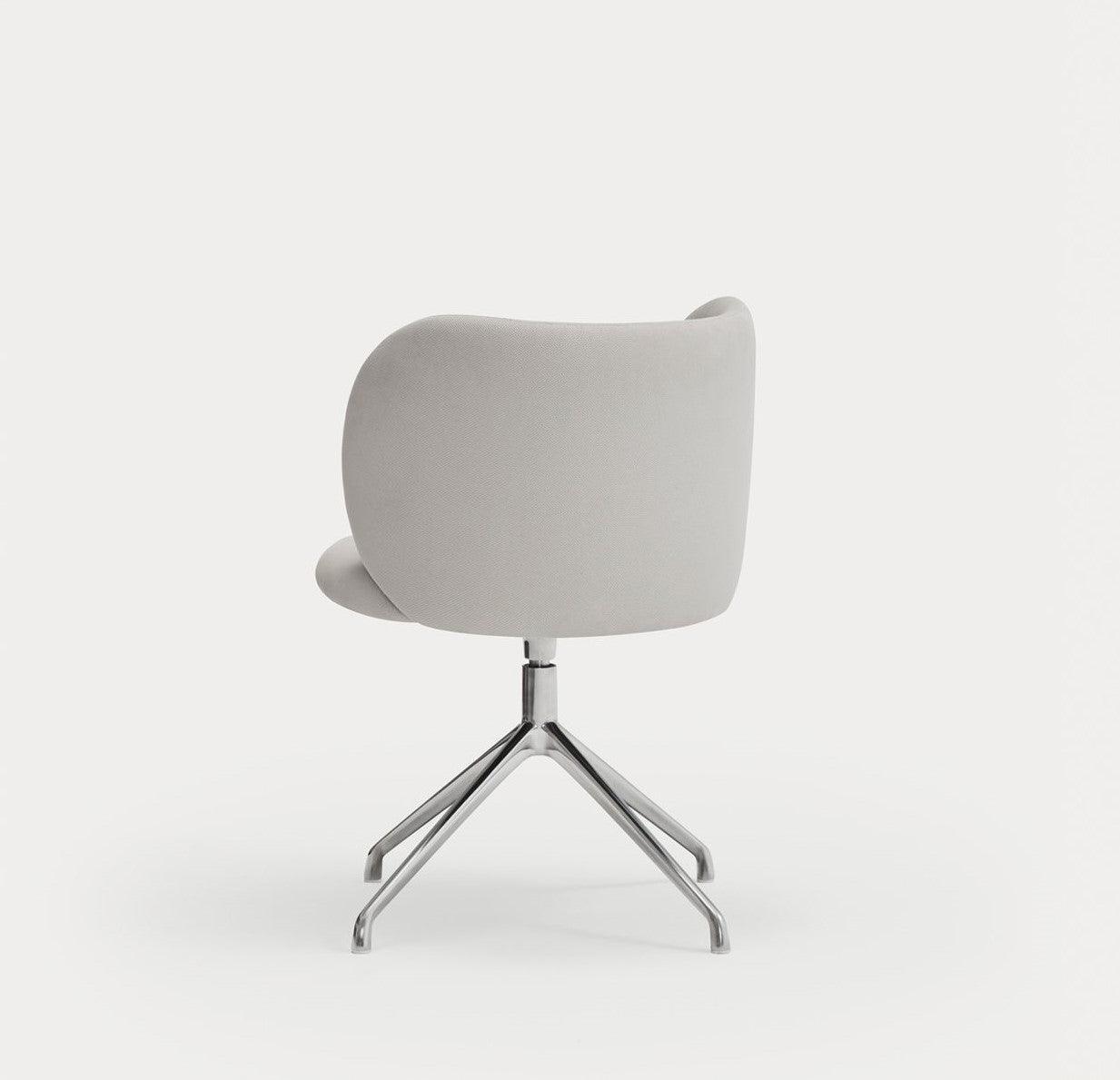 Krzesło obrotowe MOGI jasnoszary z chromowaną podstawą Teulat Eye on Design