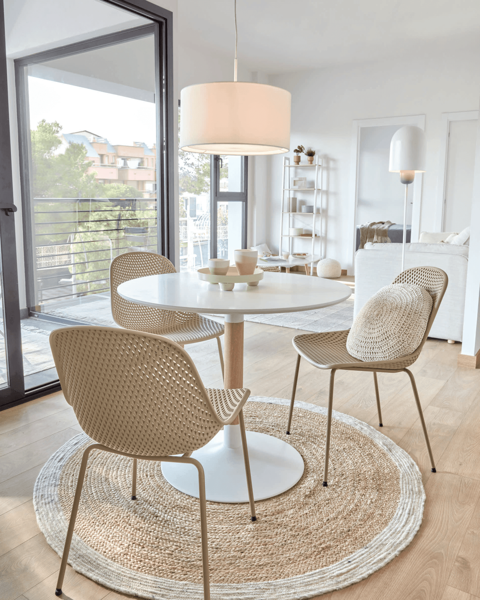 Krzesło ogrodowe QUINBY beżowy La Forma Eye on Design