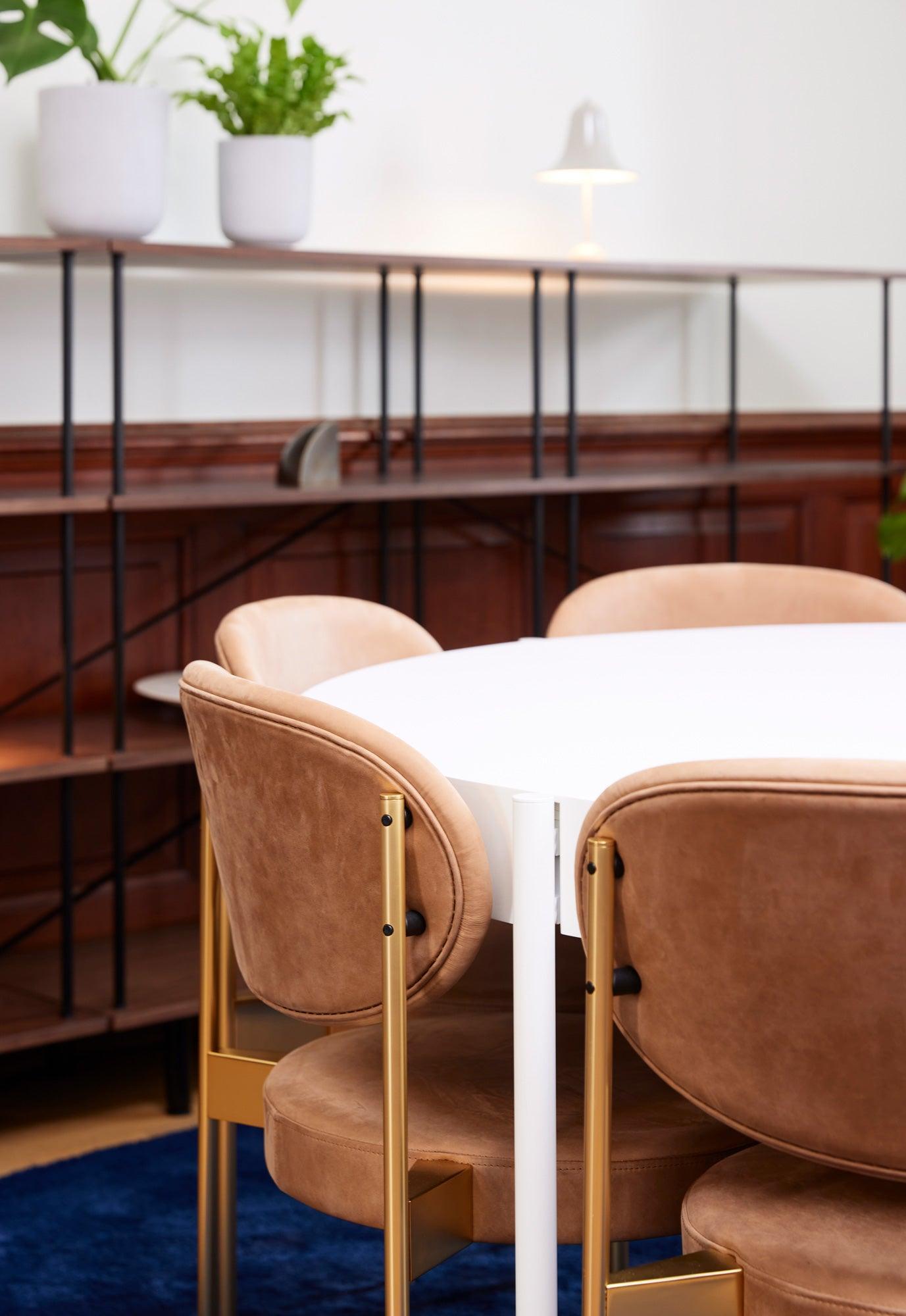 Krzesło SERIES 430 CHAIR BRASS - kolor do wyboru Verpan Eye on Design