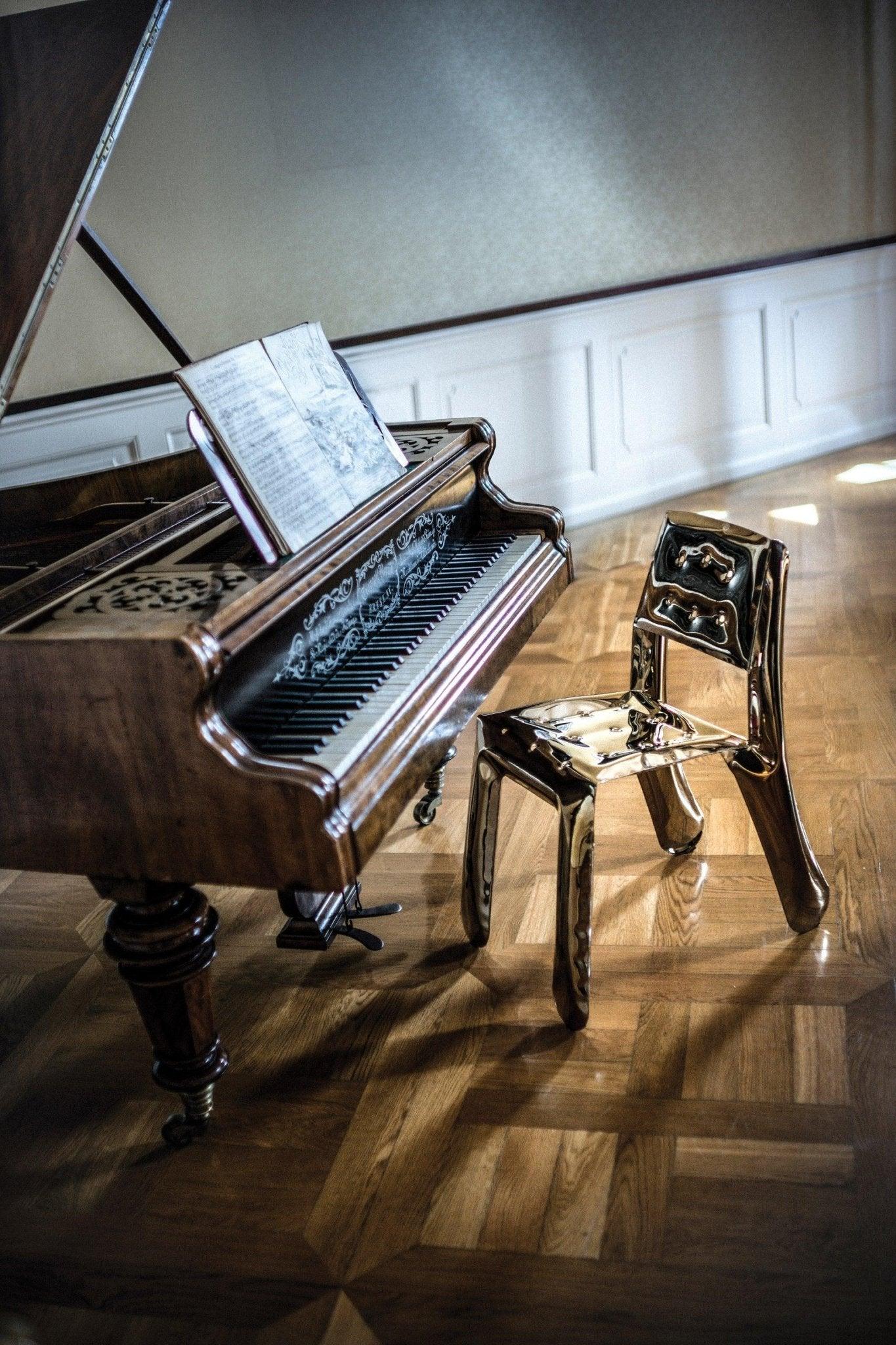 Krzesło stalowe CHIPPENSTEEL 0.5 heat złoty Zieta Studio Eye on Design