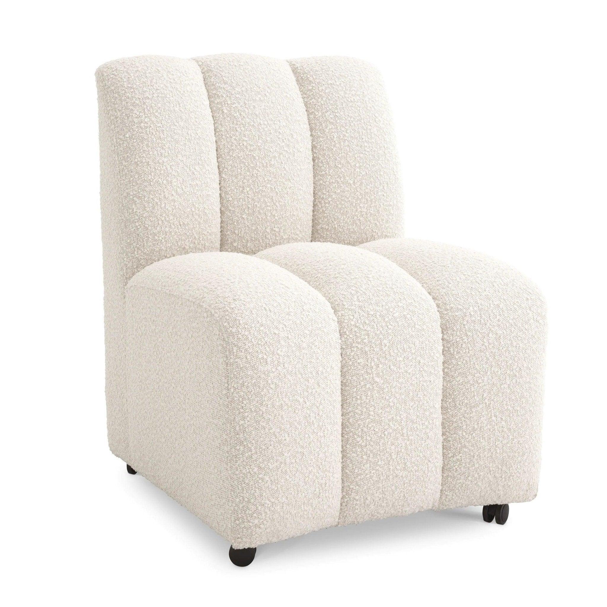 Krzesło w tkaninie boucle KELLY kremowy Eichholtz Eye on Design