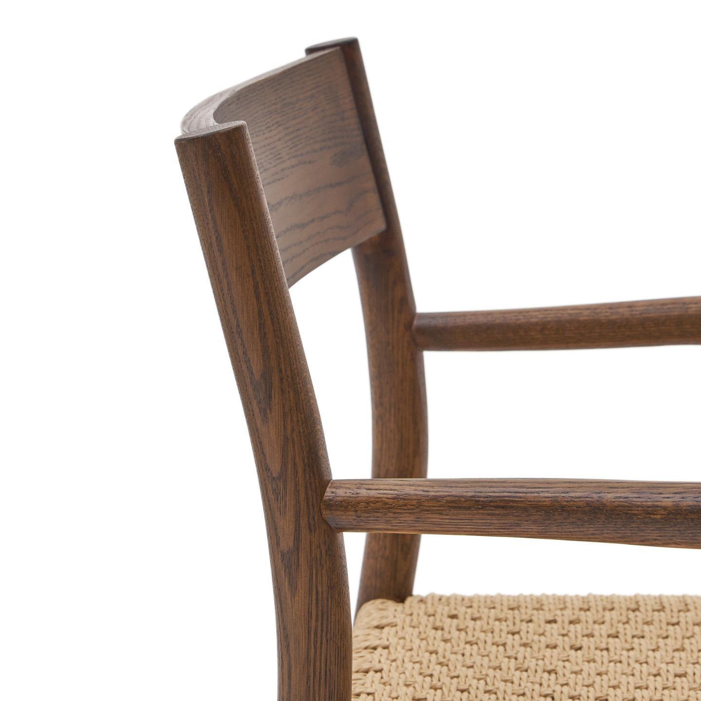 Krzesło YALIA orzechowe drewno dębowe La Forma Eye on Design
