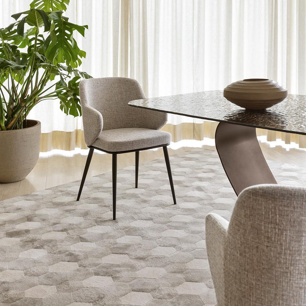 Krzesło z podłokietnikami FOYER melanż szary z metalową podstawą Calligaris Eye on Design