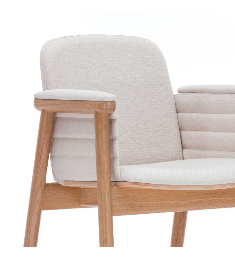 Stuhl mit Armlehnen PROP B-4398 gepolstert