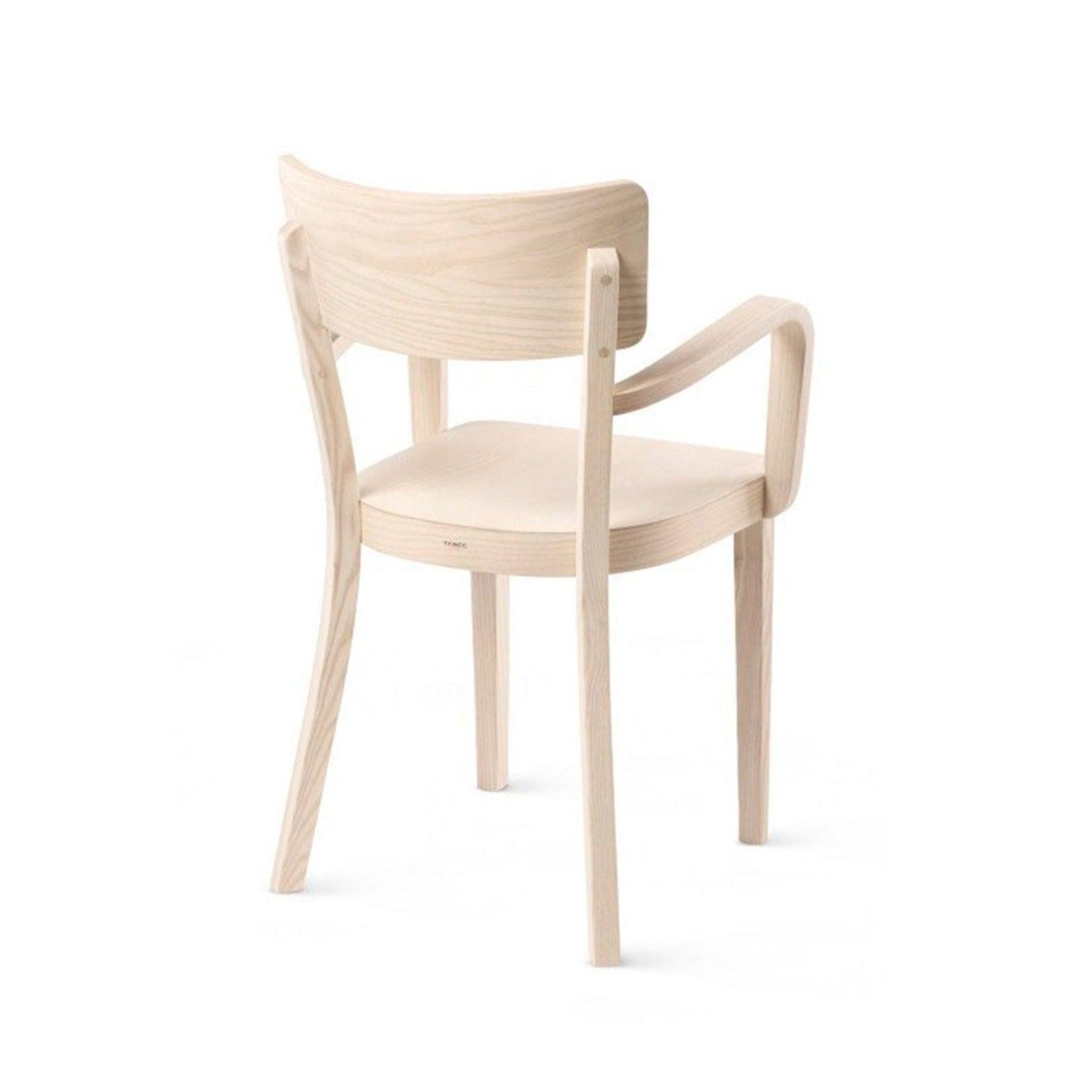 Krzesło z podłokietnikami SOLID B-9449 Fameg Eye on Design