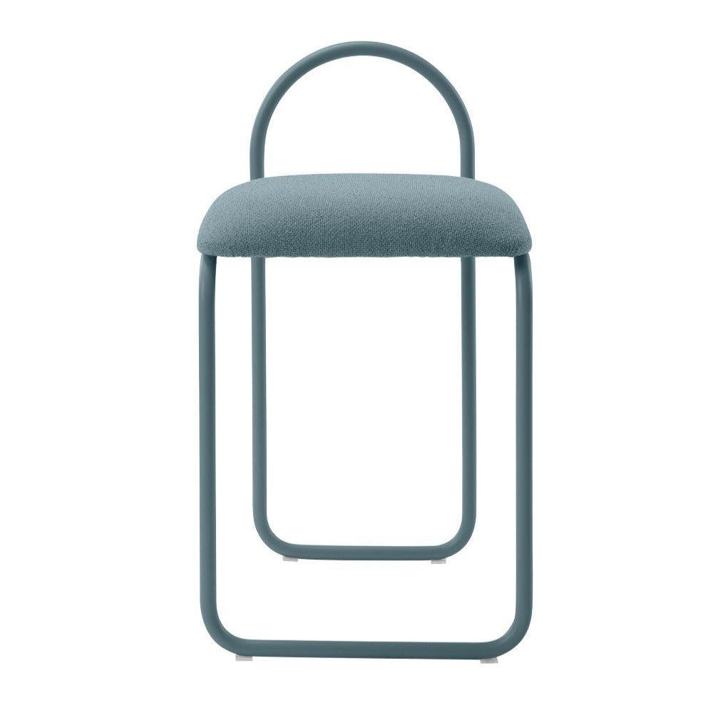 Krzesło z tkaniną boucle ANGUI niebieski AYTM Eye on Design