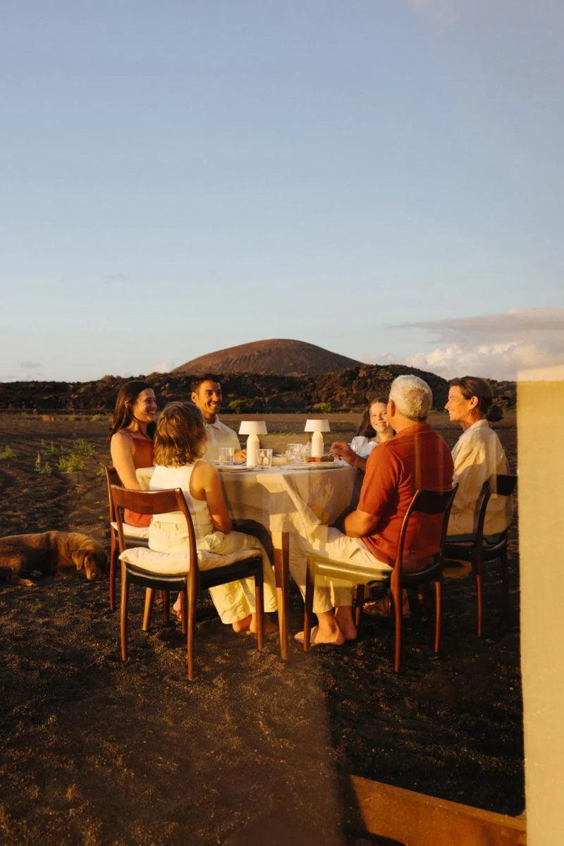 Lampa akumulatorowa BICOCA kremowy Marset Eye on Design