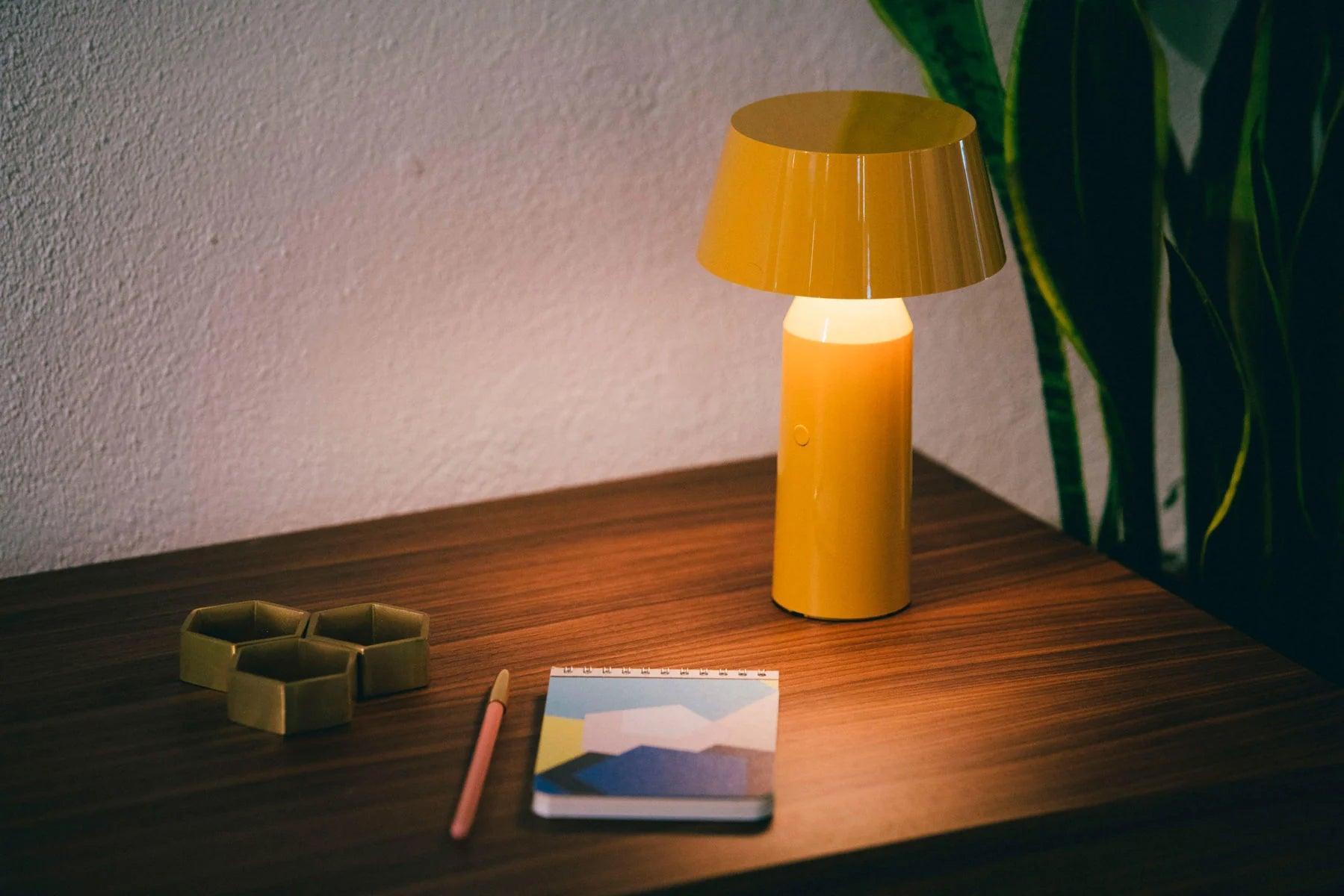 Lampa akumulatorowa BICOCA żółty Marset Eye on Design