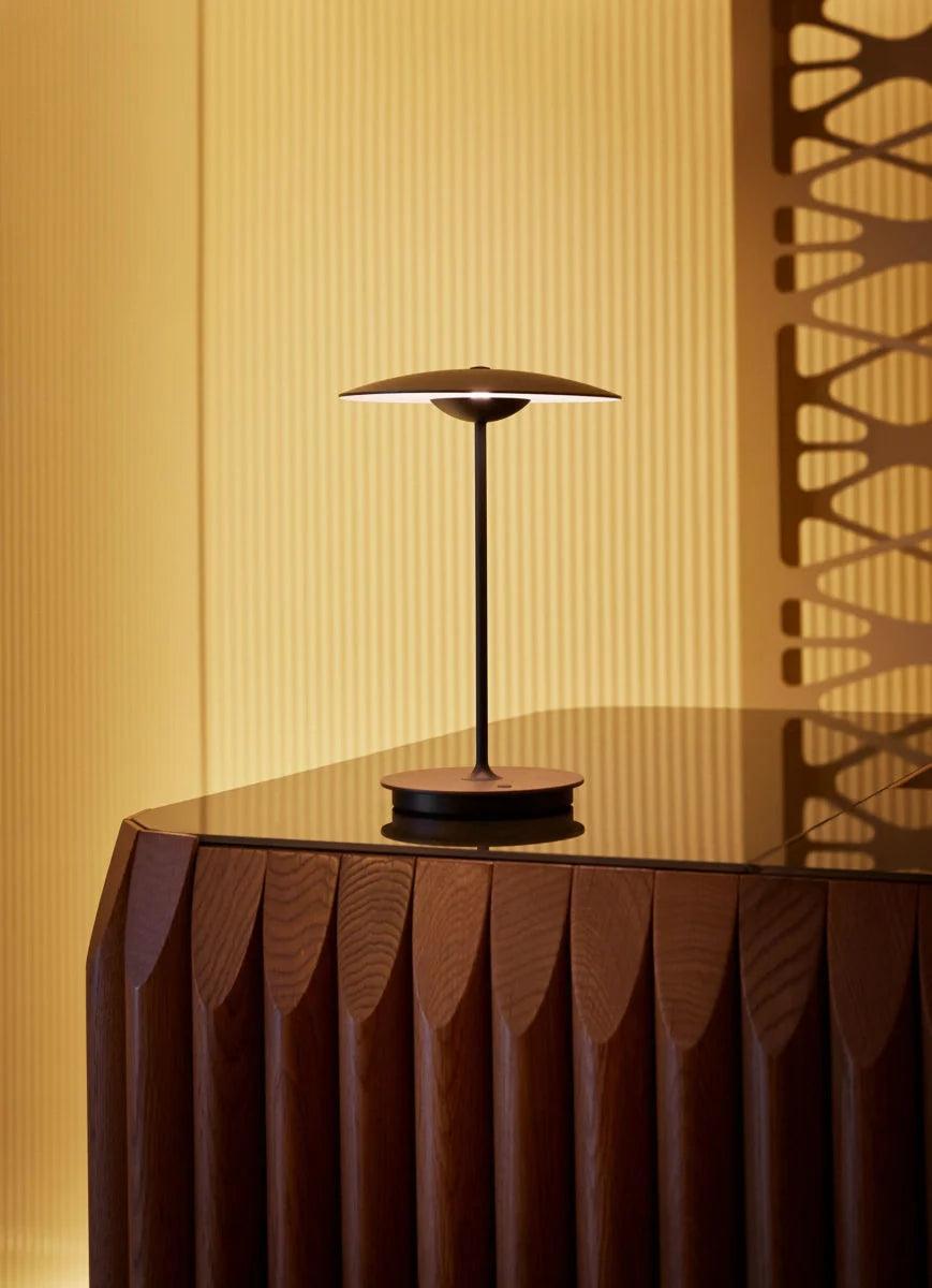 Lampa akumulatorowa GINGER ciemnobrązowy Marset Eye on Design