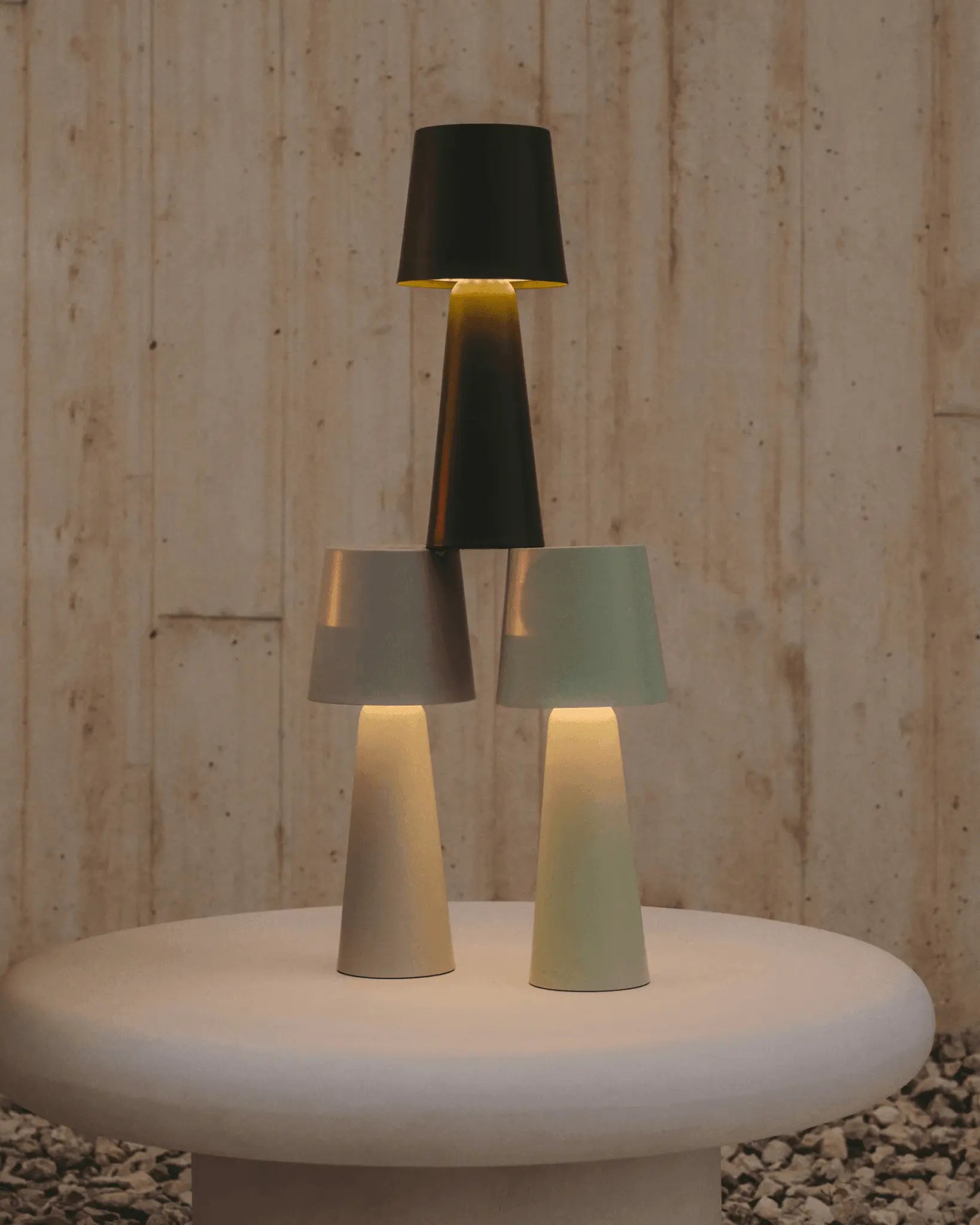 Lampa akumulatorowa zewnętrzna ARENYS jasnozielony – styl minimalistyczny
