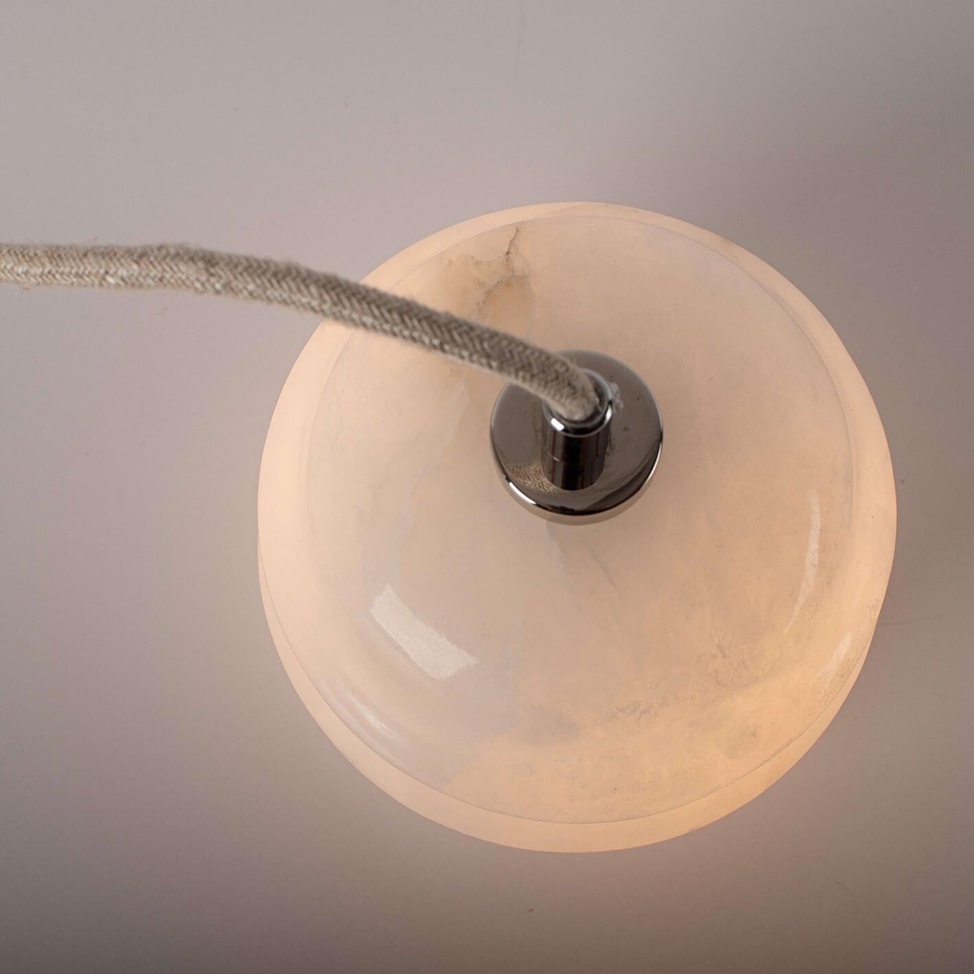 Lampa alabastrowa wisząca KALLIOPE nikiel Embassy Interiors Eye on Design