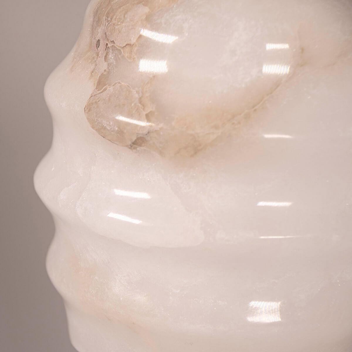 Lampa alabastrowa wisząca KALLIOPE nikiel Embassy Interiors Eye on Design