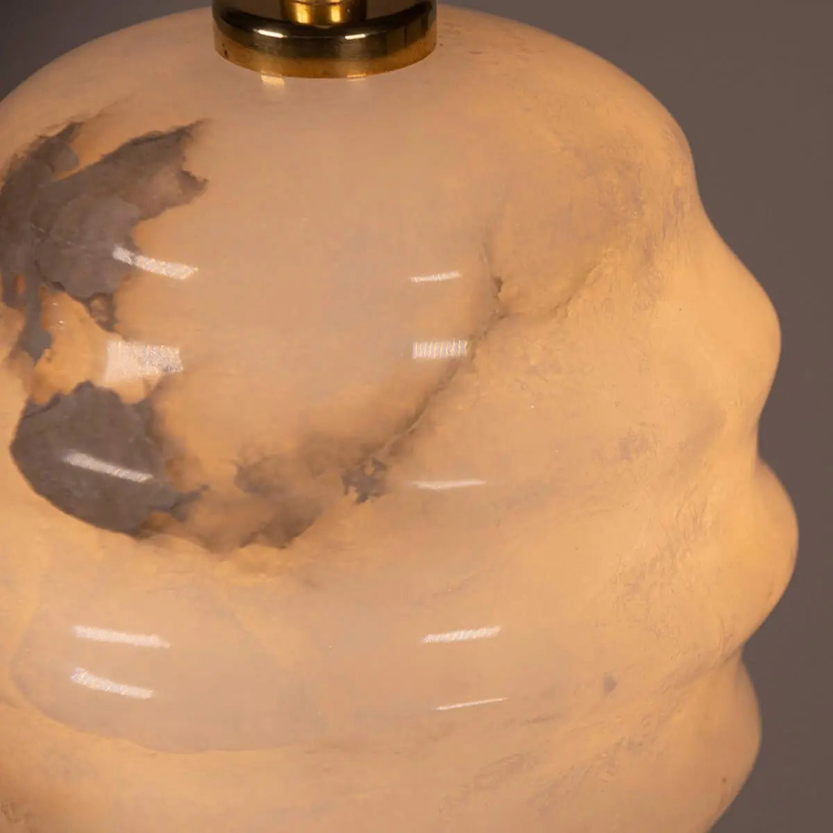 Lampa alabastrowa wisząca KALLIOPE nikiel, marka Embassy Interiors