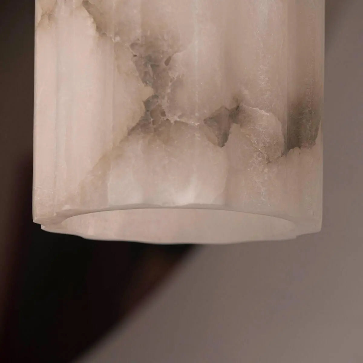 Lampa alabastrowa wisząca URANIA mosiężny – mosiądz
