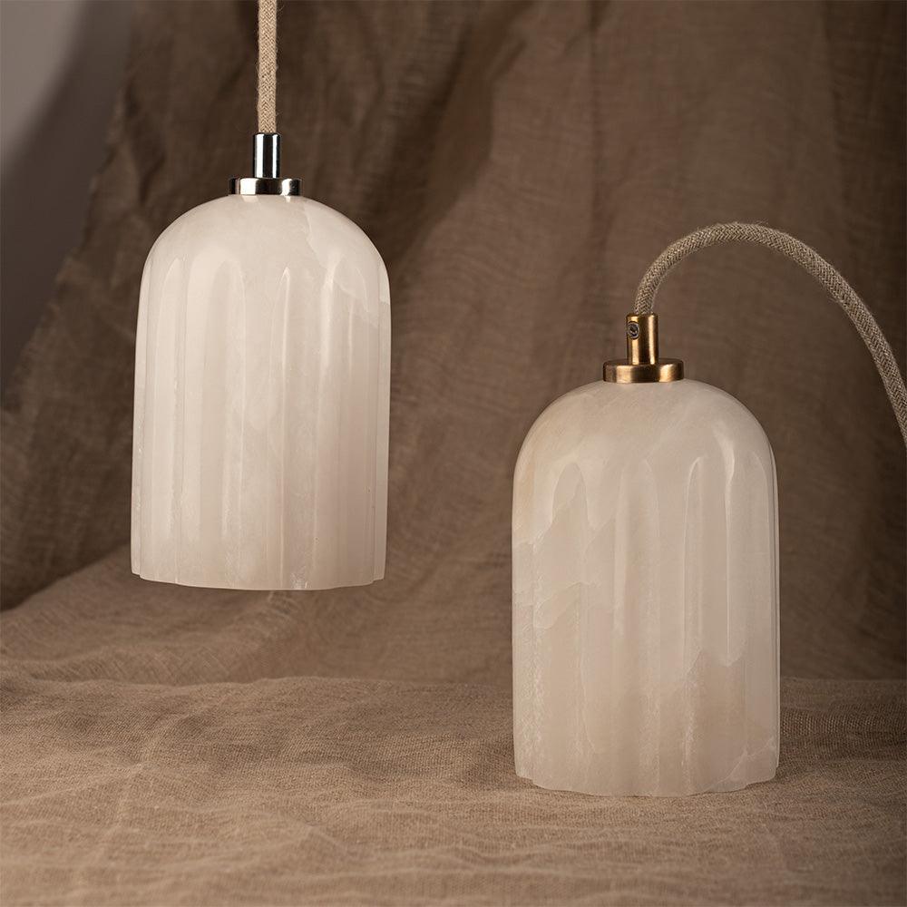 Lampa alabastrowa wisząca URANIA nikiel Embassy Interiors Eye on Design