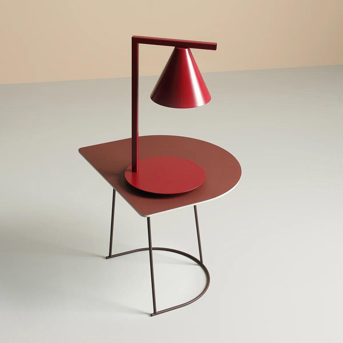 Lampa biurkowa FORM czerwony Artera Eye on Design