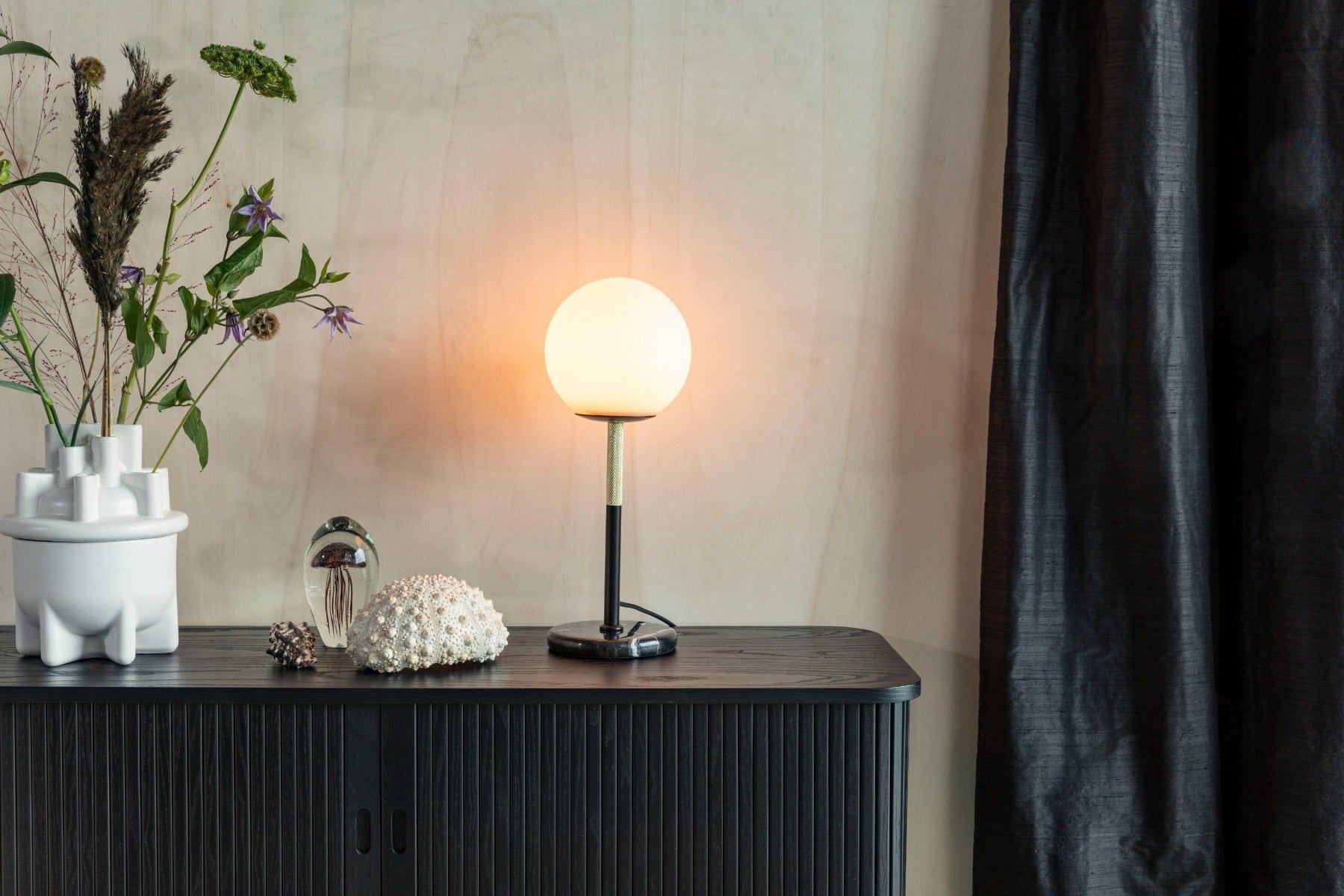 Lampa biurkowa ORION mosiądz Zuiver Eye on Design